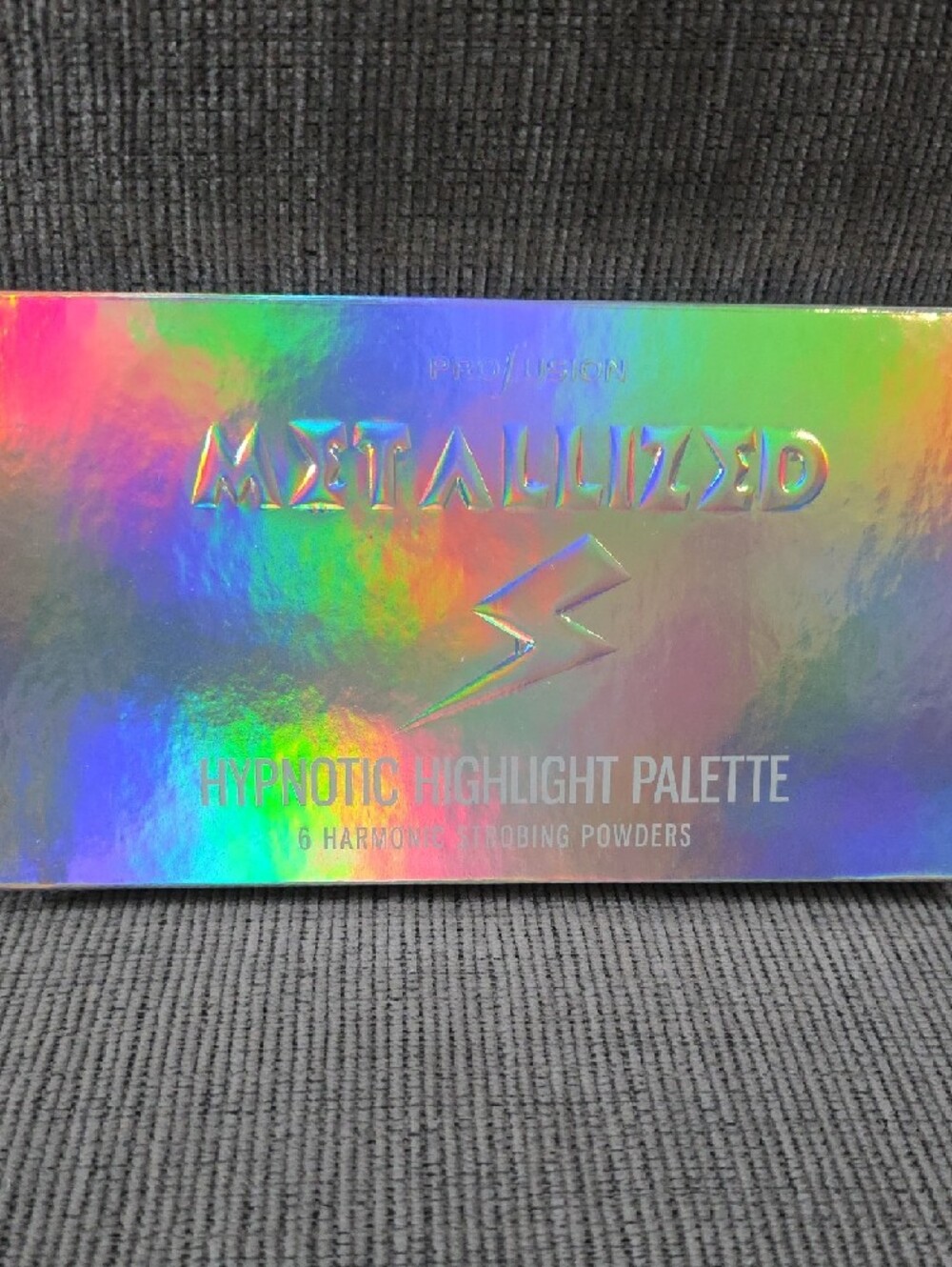 Beauty Bundle With A Variety Of Items And Brands, 9 Total, To Treat Yourself. - Picture 8 of 14